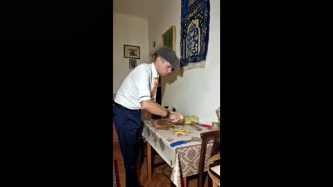 Snapshot of telepaticman chatting on October 9, 3:32 pm Virg Lszl online show from October 9, 3:32 pm