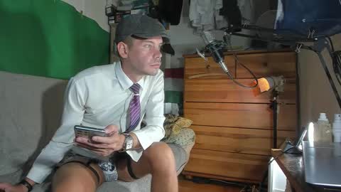 Snapshot of telepaticman chatting on October 11, 3:54 pm Virg Lszl online show from October 11, 3:54 pm