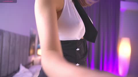 Snapshot of telladreamer_ chatting on September 29, 9:14 am Tella online show from September 29, 9:14 am