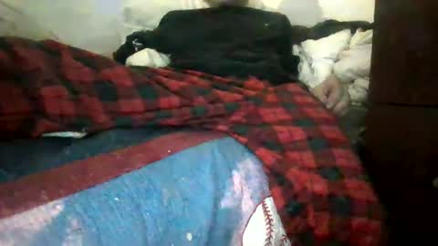 tellias online show from December 13, 9:02 am