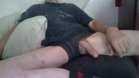 Snapshot of tellias1 chatting on June 23, 7:23 pm tellias online show from June 23, 7:23 pm