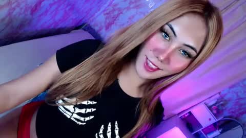 Im Dianna DONT FORGET TO FOLLOW ME   online show from January 1, 5:01 am