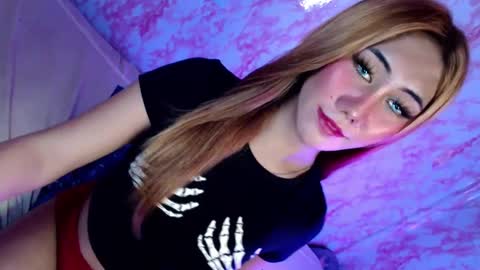 Im Dianna DONT FORGET TO FOLLOW ME   online show from January 7, 6:05 am