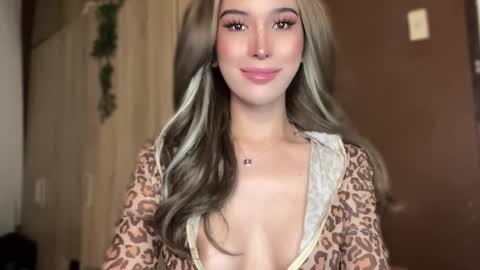 Snapshot of temptationofsex chatting on March 11, 12:33 am EVA GLASSCOTT online show from March 11, 12:33 am