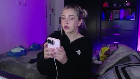 Sara online show from March 16, 5:02 am