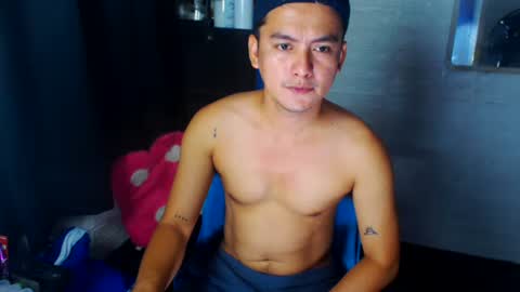 tempting_jon online show from May 1, 9:14 am