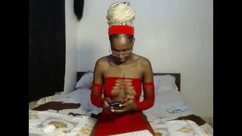 Snapshot of tempting_vibe chatting on May 6, 6:02 pm tempting_vibe online show from May 6, 6:02 pm
