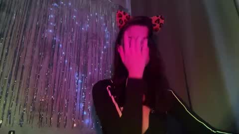 temptingvision online show from December 21, 10:11 am