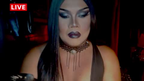 Snapshot of temptress_cocoxxx chatting on June 17, 2:36 am Mistress Coco online show from June 17, 2:36 am