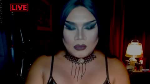 Snapshot of temptress_cocoxxx chatting on June 28, 4:51 am Mistress Coco online show from June 28, 4:51 am