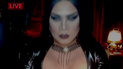 Snapshot of temptress_cocoxxx chatting on June 29, 5:13 pm Mistress Coco online show from June 29, 5:13 pm