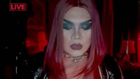 Snapshot of temptress_cocoxxx chatting on July 16, 5:13 am Mistress Coco online show from July 16, 5:13 am