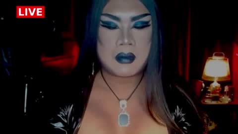 Snapshot of temptress_cocoxxx chatting on July 21, 4:48 am Mistress Coco online show from July 21, 4:48 am