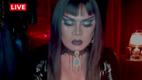Snapshot of temptress_cocoxxx chatting on July 26, 6:21 am Mistress Coco online show from July 26, 6:21 am