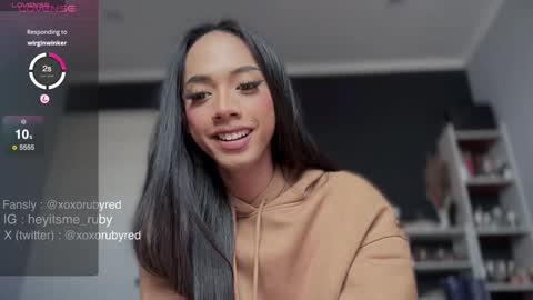 Snapshot of temptressxruby chatting on January 26, 5:34 am TemptressxRuby online show from January 26, 5:34 am