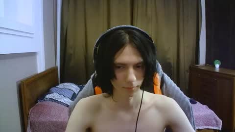 temptvelvet online show from November 4, 2:05 pm