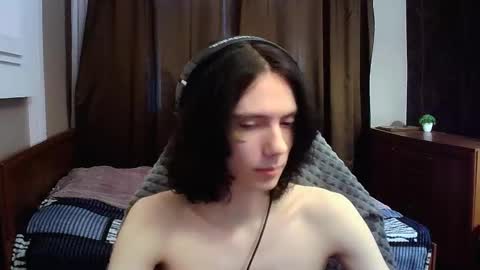 Snapshot of temptvelvet chatting on December 4, 8:34 am temptvelvet online show from December 4, 8:34 am