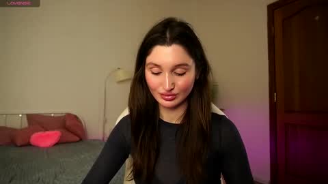 Snapshot of tender_babyy chatting on February 23, 10:49 am Sexy girl Li online show from February 23, 10:49 am