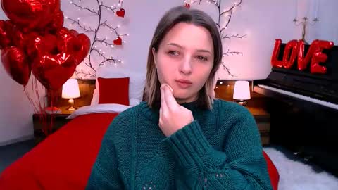 Lisa online show from February 13, 1:18 pm