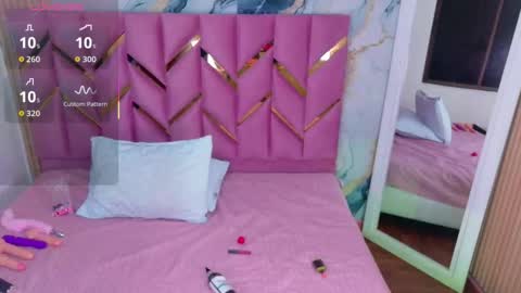 Snapshot of tendermommy chatting on November 10, 12:26 pm Tatiana online show from November 10, 12:26 pm