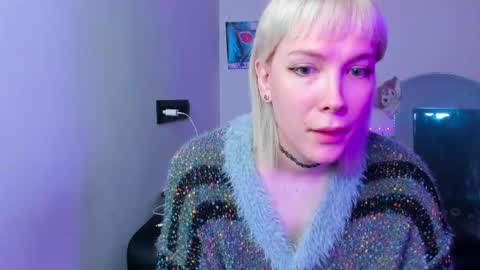 Snapshot of tenebrise chatting on May 19, 3:13 am Kira online show from May 19, 3:13 am