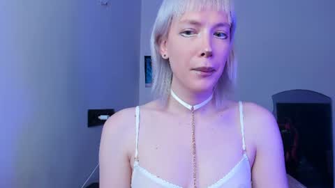 Snapshot of tenebrise chatting on June 12, 10:41 pm Kira online show from June 12, 10:41 pm
