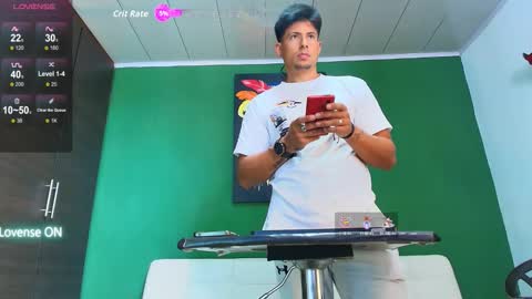 Snapshot of teoyes_ chatting on October 1, 6:58 pm teoyes_ online show from October 1, 6:58 pm