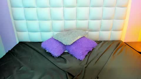 Snapshot of teresasroom_ chatting on June 1, 1:35 pm Teresa online show from June 1, 1:35 pm