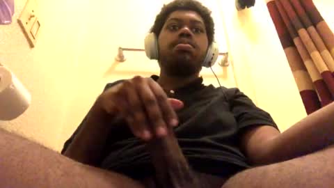 Snapshot of tericmidnight chatting on June 10, 10:19 pm Call me Jason online show from June 10, 10:19 pm