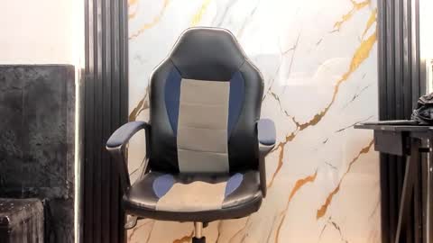 terranze_z online show from January 7, 7:05 pm