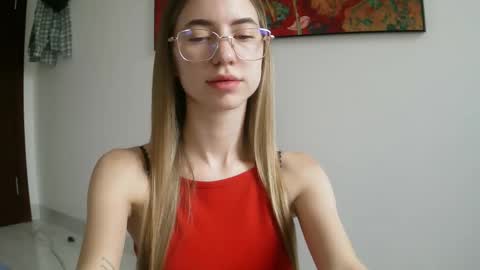 tessa_calmness online show from March 3, 3:45 am