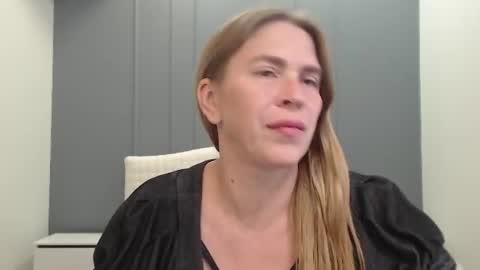 Snapshot of tessadaybreak chatting on July 20, 10:39 am tessadaybreak online show from July 20, 10:39 am