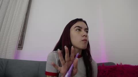 Snapshot of tessafoxie chatting on May 9, 12:10 pm Tessa foxie online show from May 9, 12:10 pm