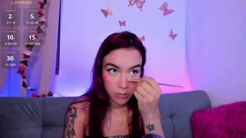 Snapshot of tessafoxie chatting on June 24, 12:26 pm Tessa foxie online show from June 24, 12:26 pm