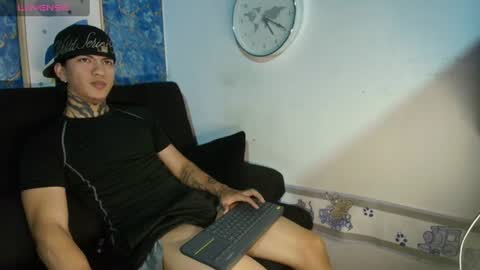 Snapshot of tessarion_black chatting on July 5, 4:19 am Tessarion online show from July 5, 4:19 am