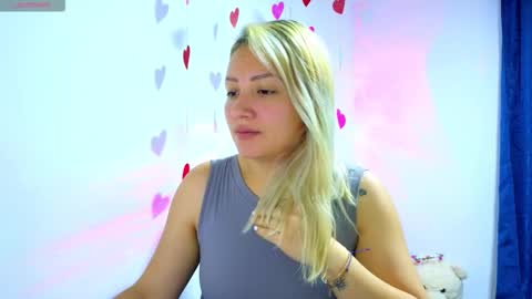 Tessy online show from February 18, 2:24 pm