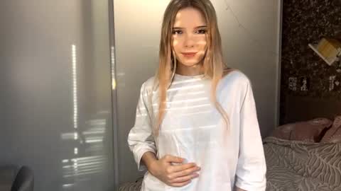 tessiebe online show from March 7, 12:13 pm