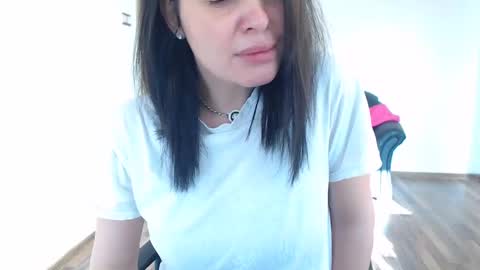 naughty tess online show from January 18, 9:45 am