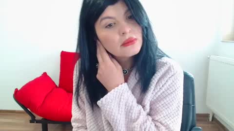 naughty tess online show from February 18, 8:27 am