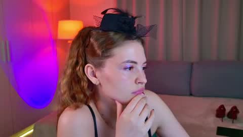 Snapshot of tesssahart chatting on June 21, 12:52 pm TessaHart online show from June 21, 12:52 pm