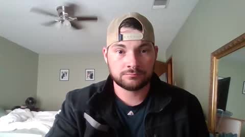 tex007006 online show from March 17, 7:39 pm