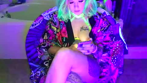 TEXASGIRLLLL online show from June 3, 2:33 pm