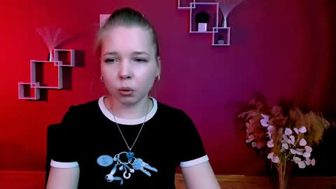 Snapshot of teya_starling chatting on March 22, 8:51 am teya_starling online show from March 22, 8:51 am