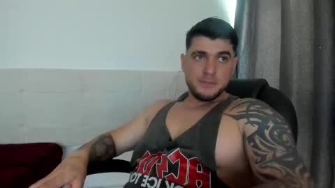 Snapshot of teylor_creed chatting on November 7, 8:20 pm teylor creed online show from November 7, 8:20 pm