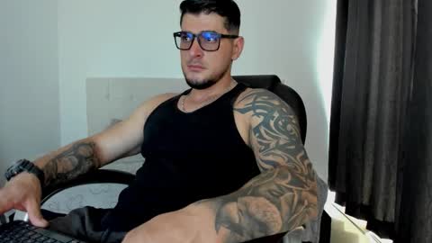 Snapshot of teylor_creed chatting on November 24, 7:02 pm teylor creed online show from November 24, 7:02 pm