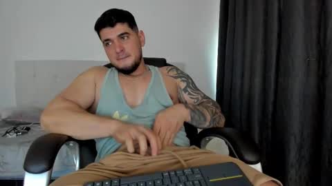 Snapshot of teylor_creed chatting on November 25, 8:09 pm teylor creed online show from November 25, 8:09 pm