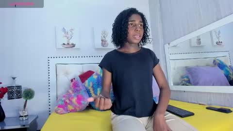 teylor_lovee online show from December 21, 9:00 pm