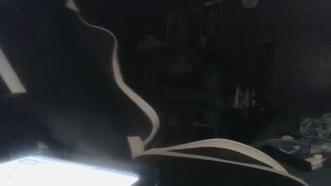 Snapshot of tezo88 chatting on March 4, 8:35 am tezo88 online show from March 4, 8:35 am