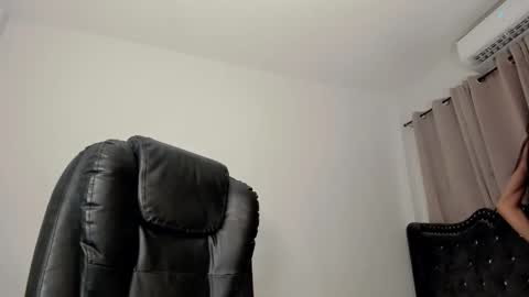 Luna online show from May 6, 4:34 pm
