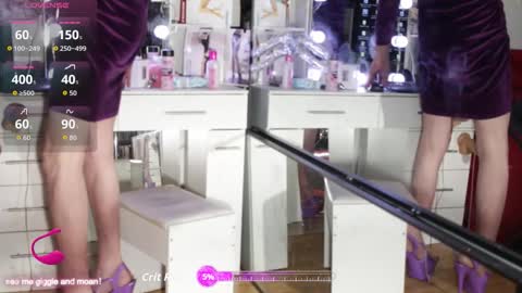 Snapshot of tgirlbelinda chatting on November 30, 10:30 am tgirlbelinda online show from November 30, 10:30 am